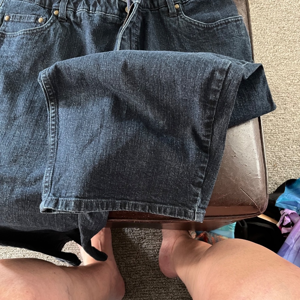 Capris - Picture 5 of 5